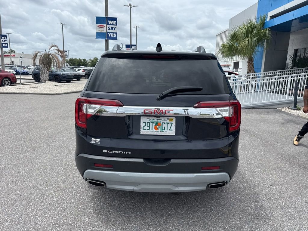Used 2022 GMC Acadia SLT w/ Preferred Package FWD image 9