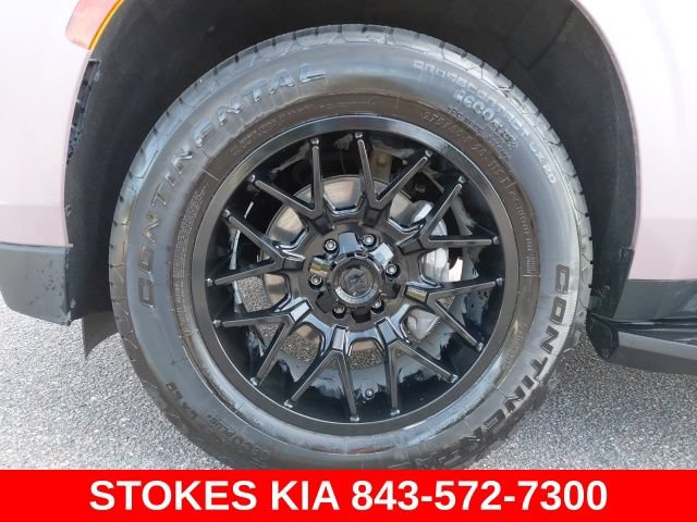 Used 2024 Chevrolet Tahoe Premier w/ Premium Package AWD/4WD image 10
