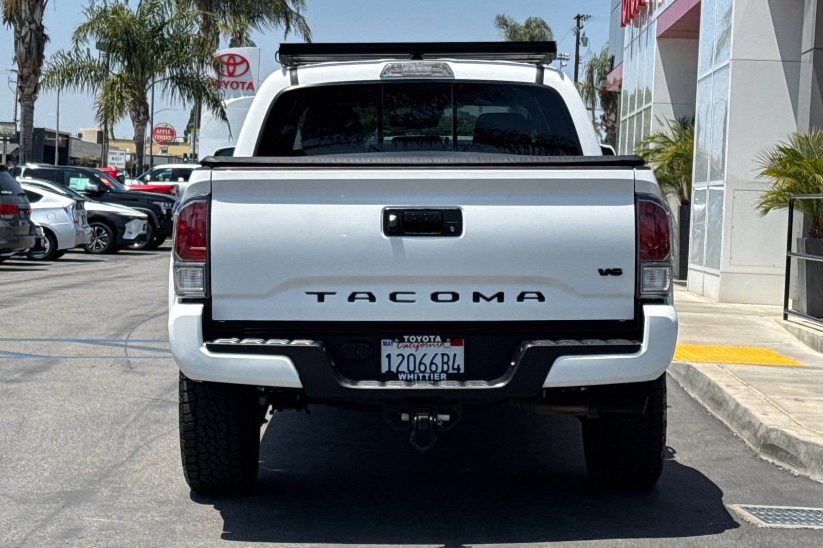 Used 2023 Toyota Tacoma TRD Sport w/ Black Out Package (TMS) AWD/4WD image 6