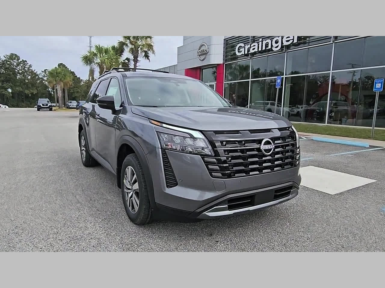New 2026 Nissan Pathfinder SL FWD image 17