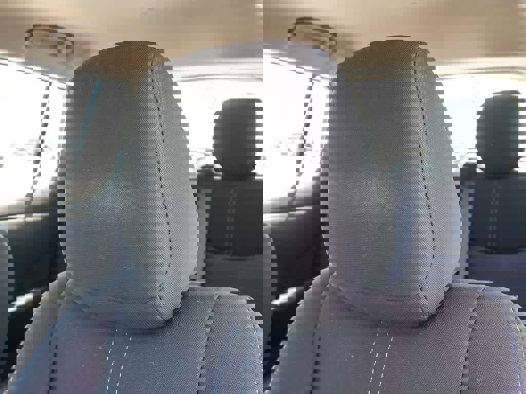 Used 2022 Nissan Leaf S FWD image 24