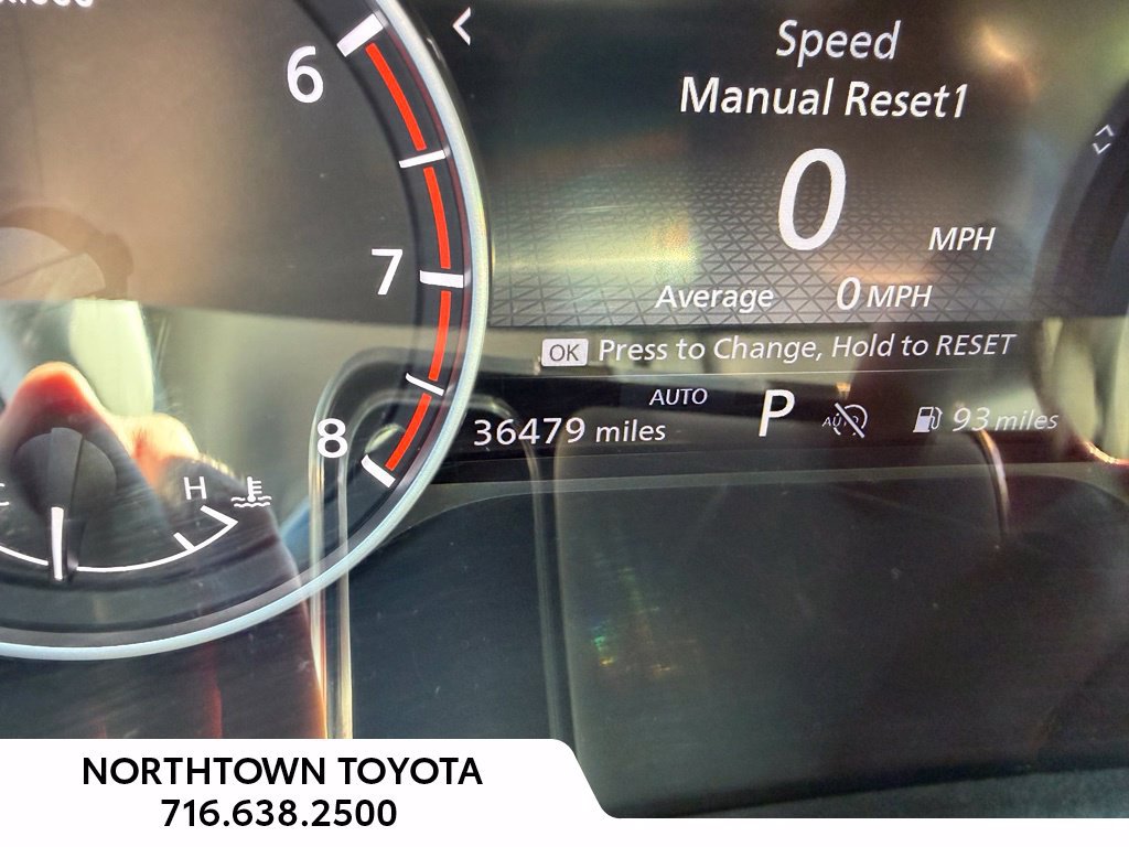 Used 2025 Nissan Rogue SV AWD/4WD image 10