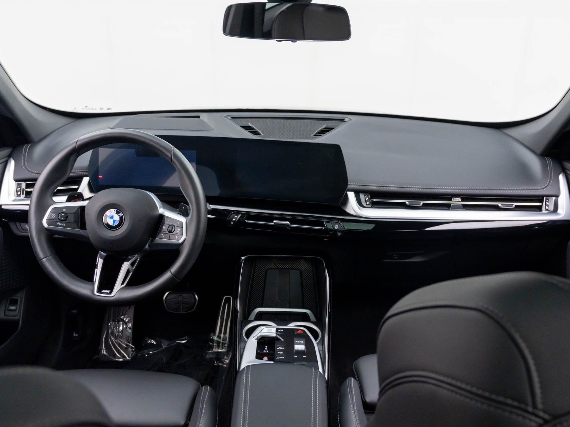 Certified 2025 BMW X1 xDrive28i w/ Technology Package image 10