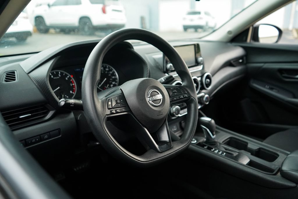 Used 2024 Nissan Sentra S FWD image 6