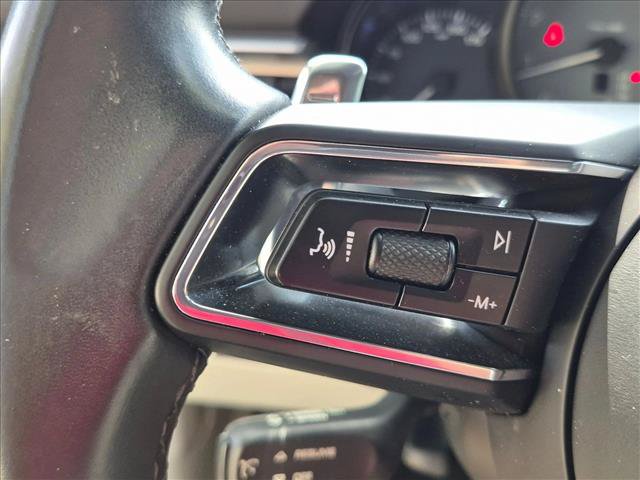 Used 2022 Porsche Macan S AWD/4WD image 11