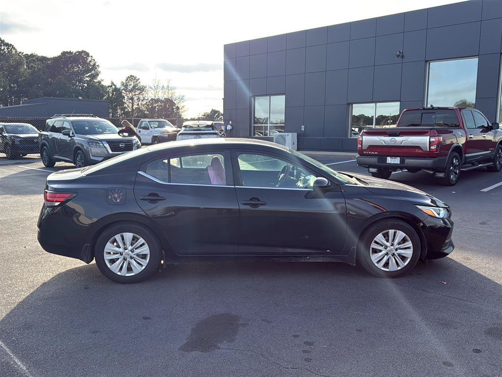 Certified 2021 Nissan Sentra S FWD image 3