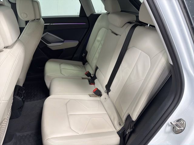 Used 2022 Audi Q3 2.0T Premium Plus w/ Premium Plus Package image 24