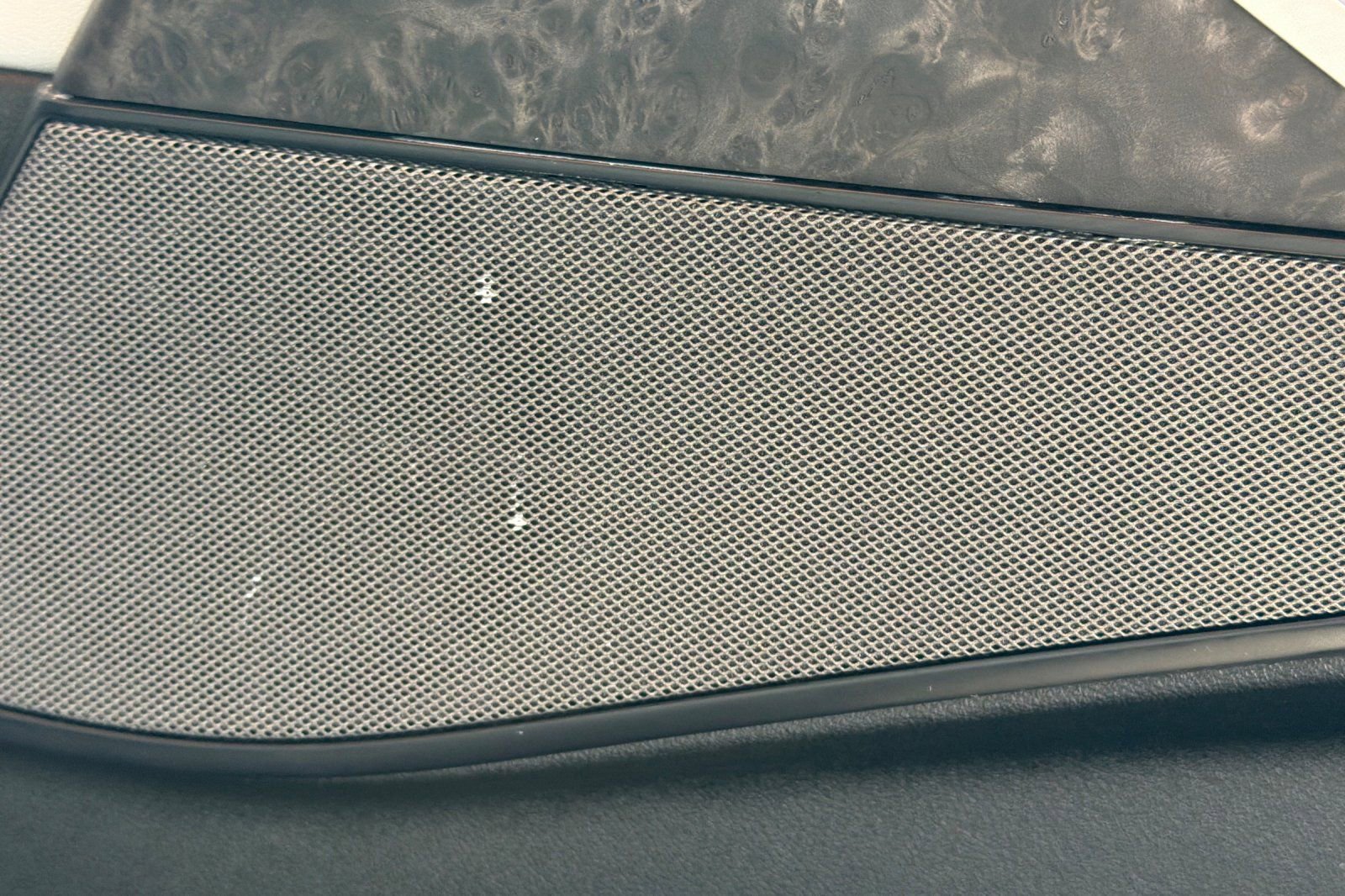 Used 2024 BMW X5 xDrive50e w/ Premium Package image 24