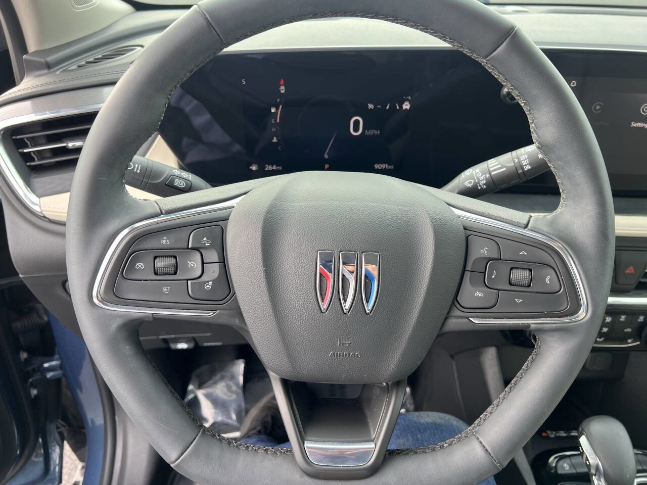 Used 2025 Buick Encore GX Sport Touring w/ Advanced Technology Package image 16