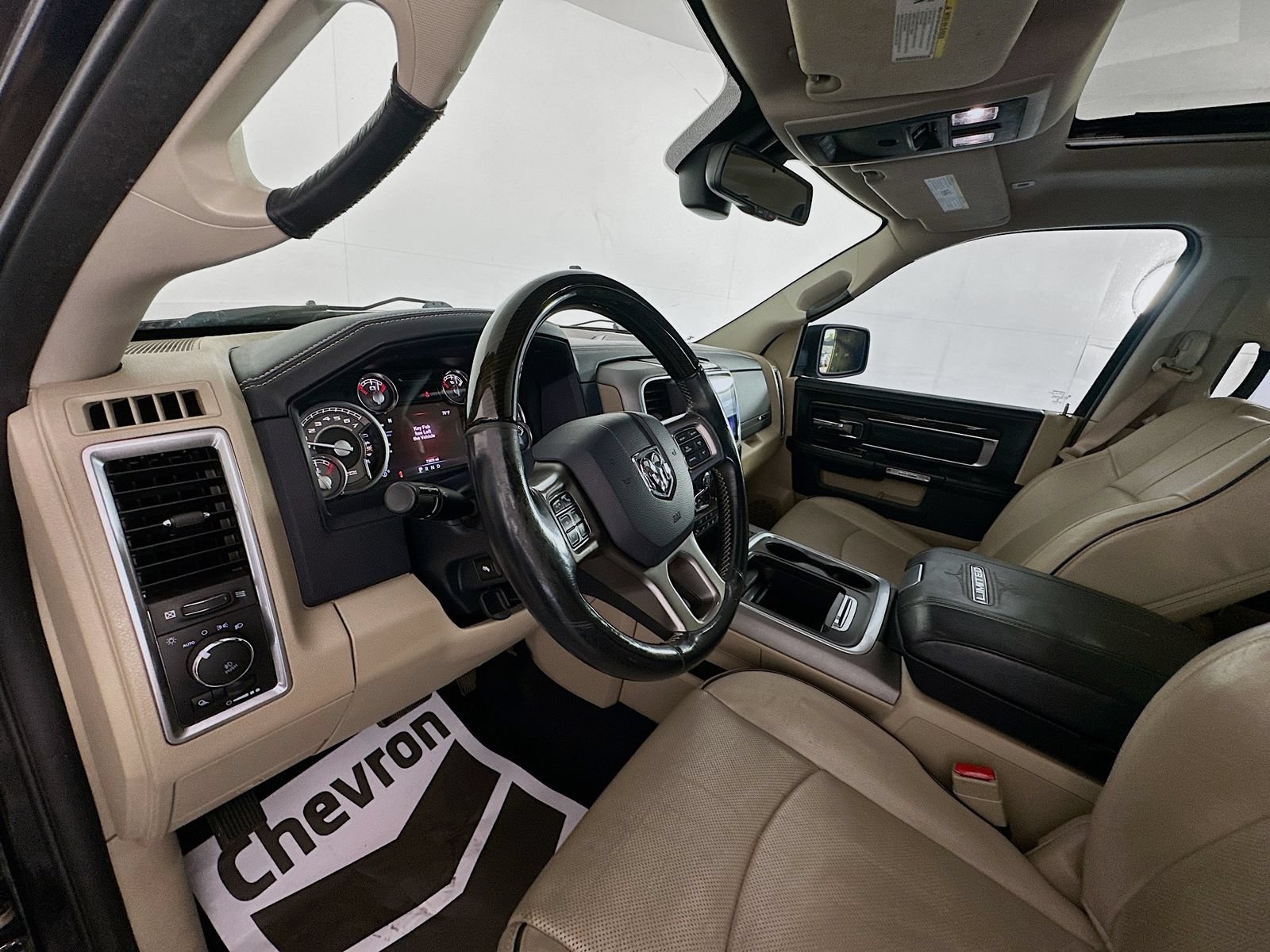 Used 2018 RAM 1500 Limited AWD/4WD image 9