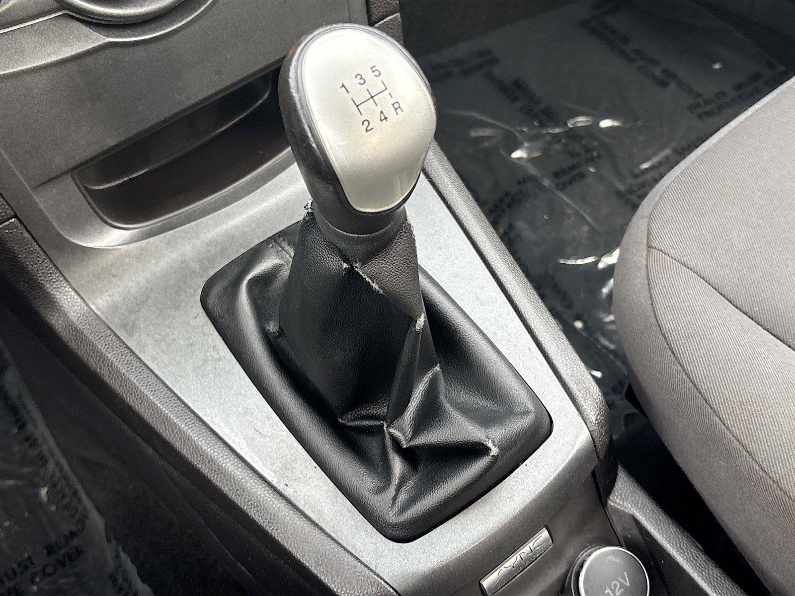 Used 2015 Ford Fiesta S FWD image 15