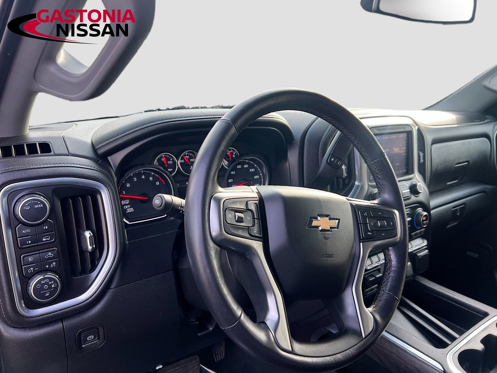 Used 2021 Chevrolet Silverado 1500 LTZ w/ LTZ Premium Package image 11