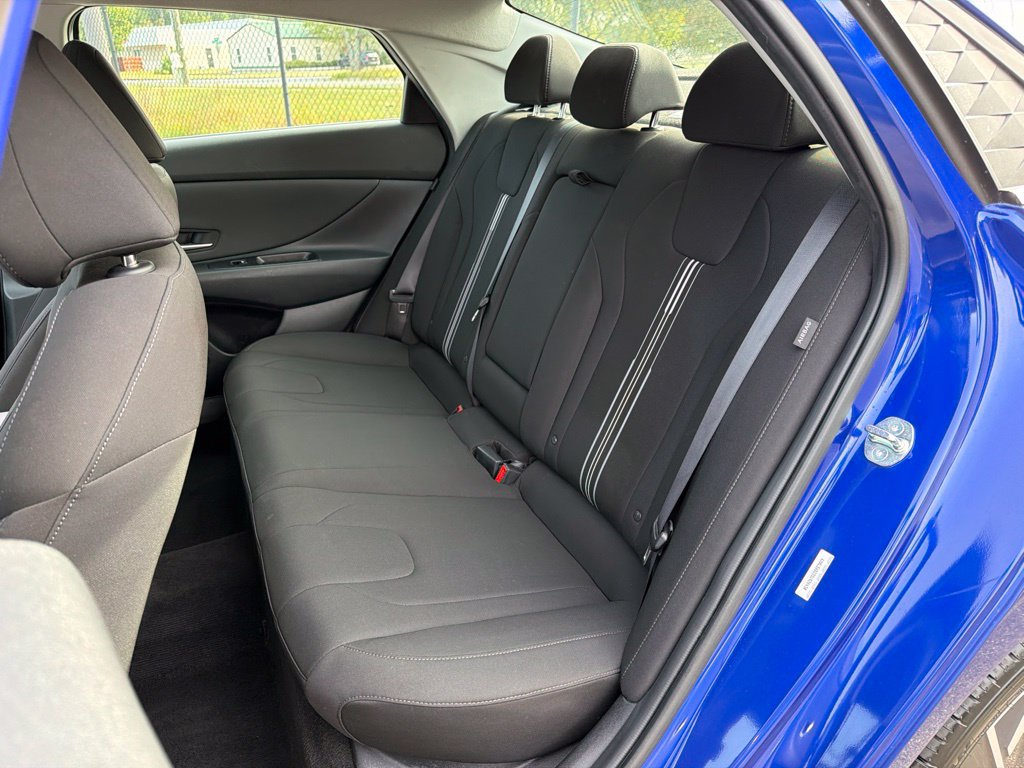 Used 2025 Hyundai Elantra SEL FWD image 20