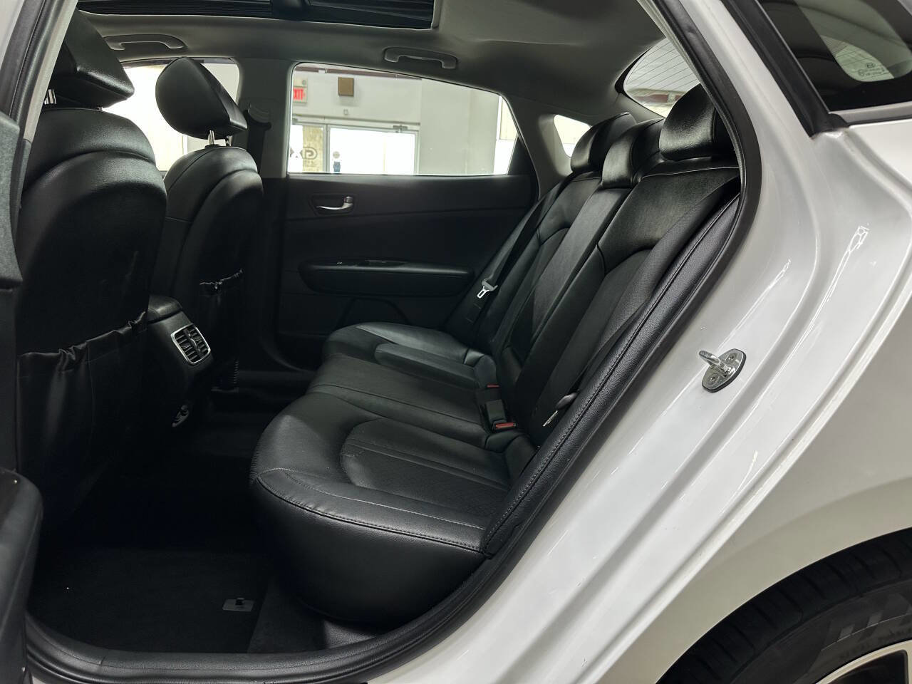 Used 2019 Kia Optima EX w/ EX Premium Package image 13