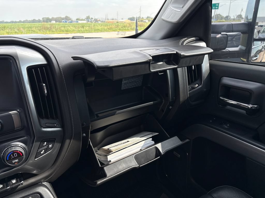 Used 2019 Chevrolet Silverado 2500 LTZ w/ Duramax Plus Package AWD/4WD image 46