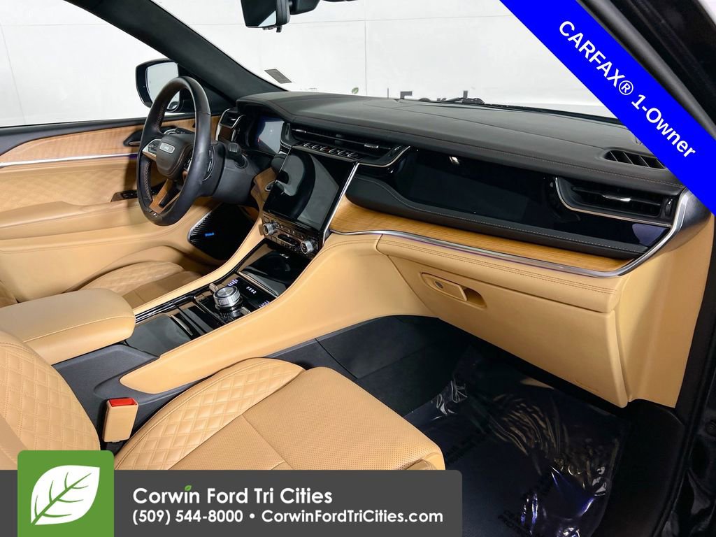 Used 2023 Jeep Grand Cherokee Summit image 31