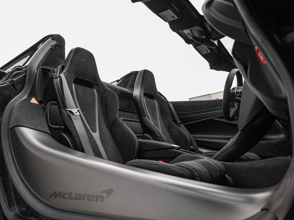 New 2026 McLaren 750S Spider RWD image 26