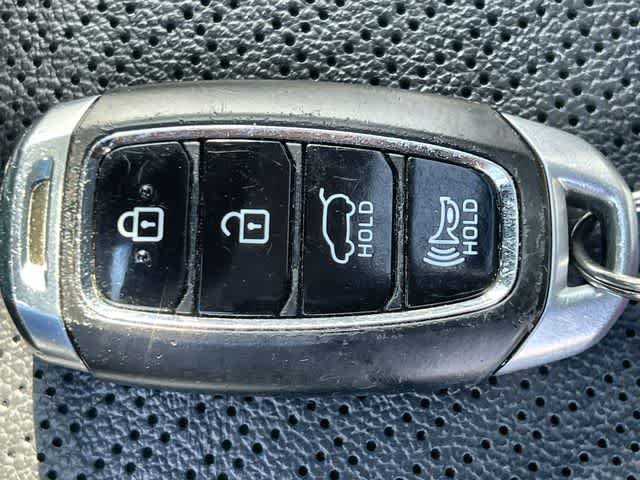 Used 2019 Hyundai Kona Limited w/ Cargo Package image 21