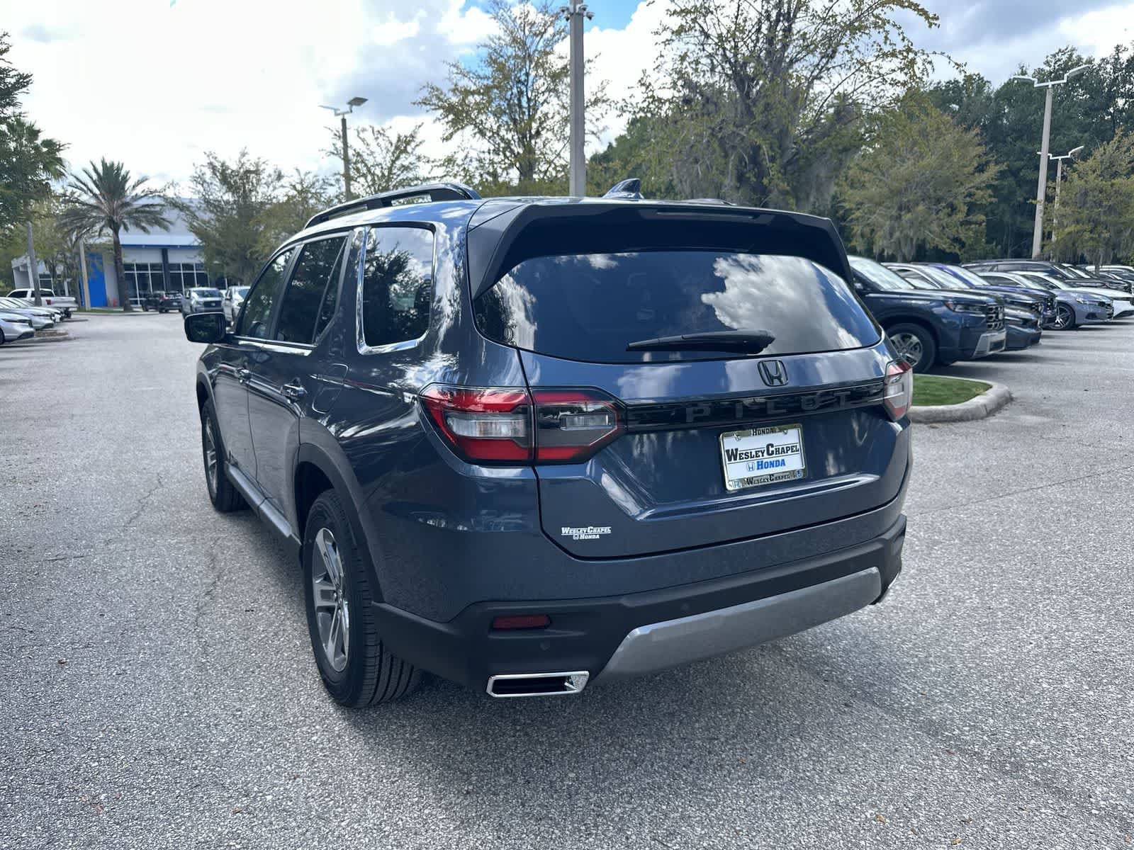 New 2026 Honda Pilot EX-L image 4