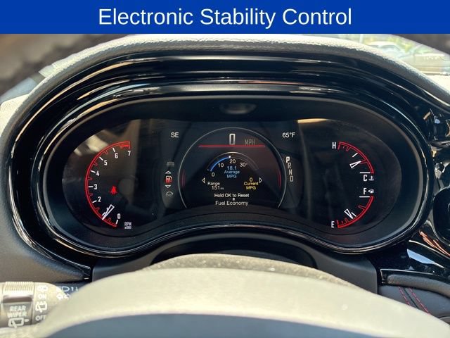Used 2025 Dodge Durango GT AWD/4WD image 13