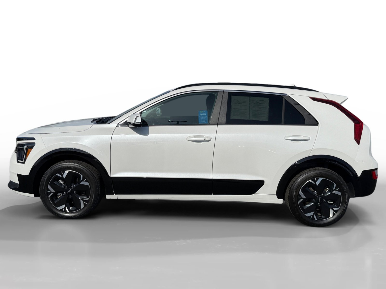 Used 2024 Kia Niro Wind FWD image 2
