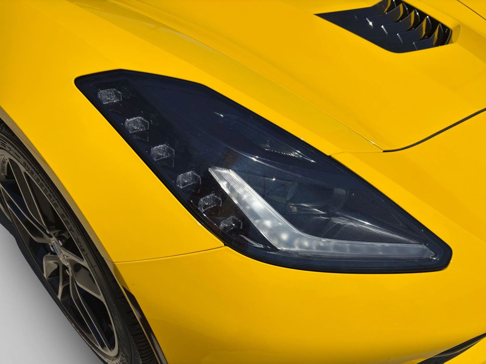 Used 2015 Chevrolet Corvette Stingray Coupe w/ ZF1 Appearance Package image 22