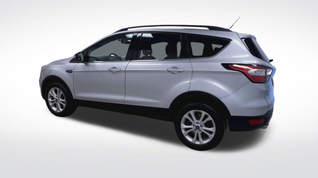 Used 2018 Ford Escape SEL image 6