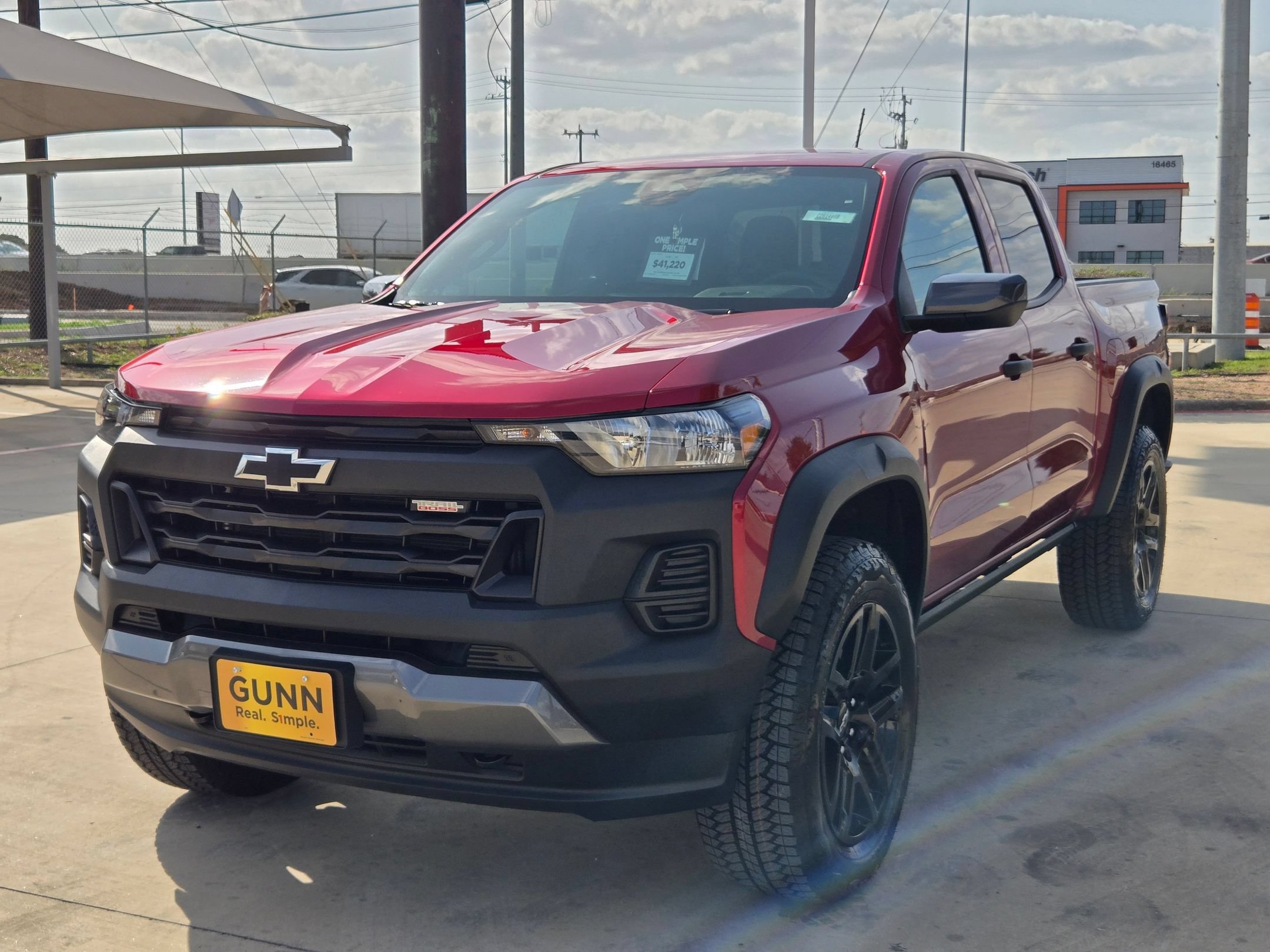 Certified 2025 Chevrolet Colorado Trail Boss AWD/4WD image 3