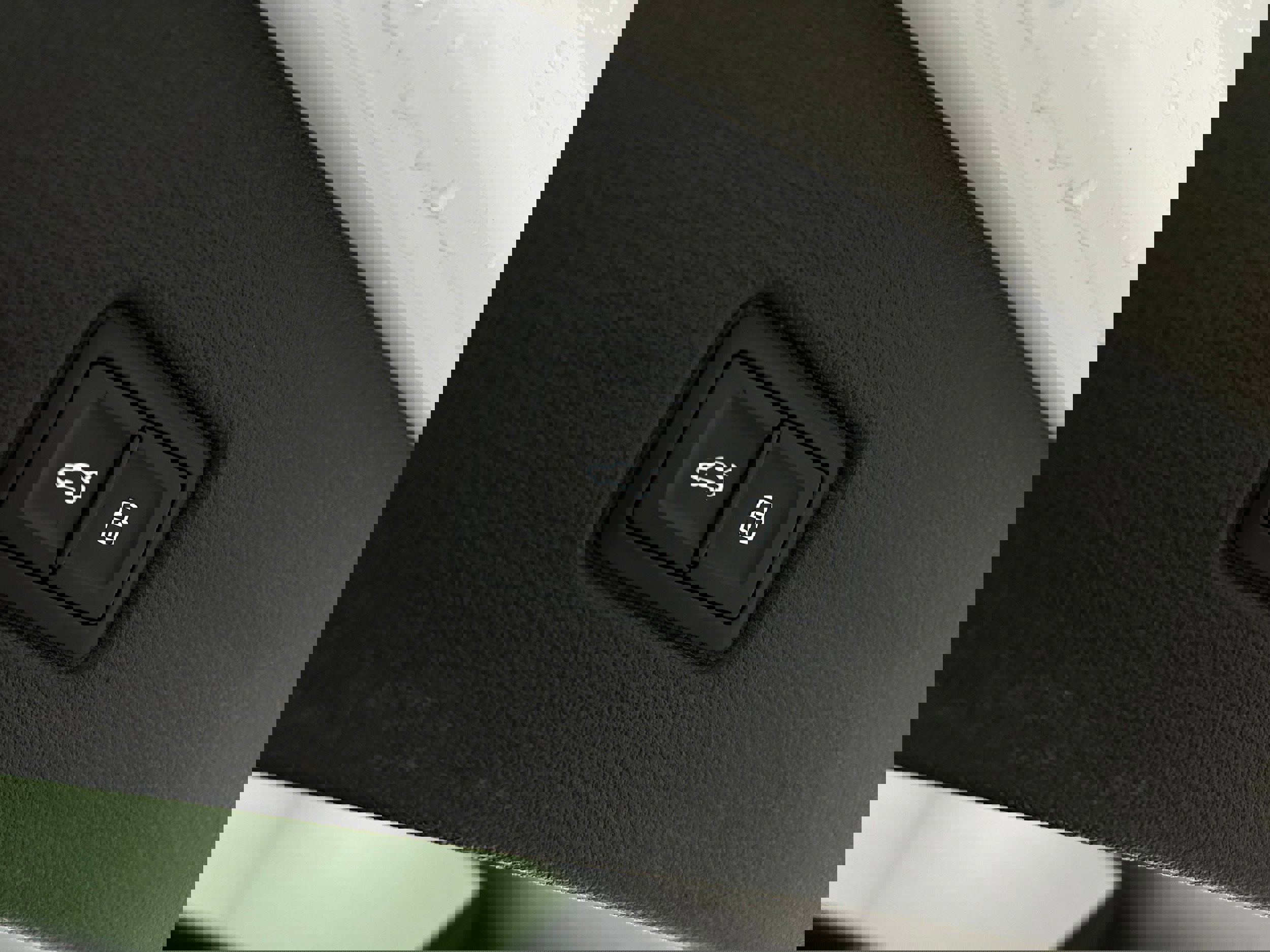 Used 2020 Audi Q7 3.0T Premium image 38