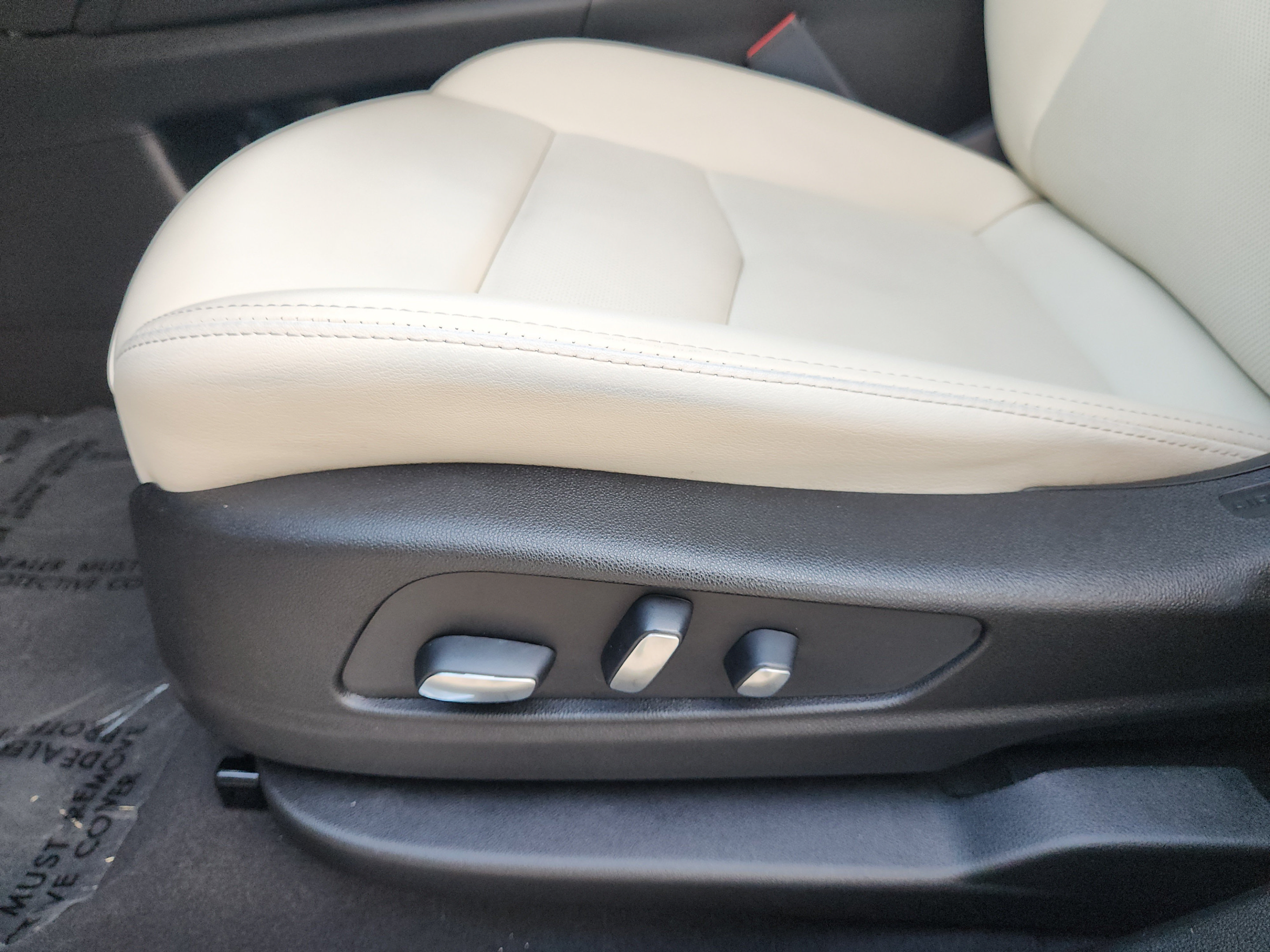 Used 2024 Cadillac XT5 Sportv w/ Technology Package AWD/4WD image 19