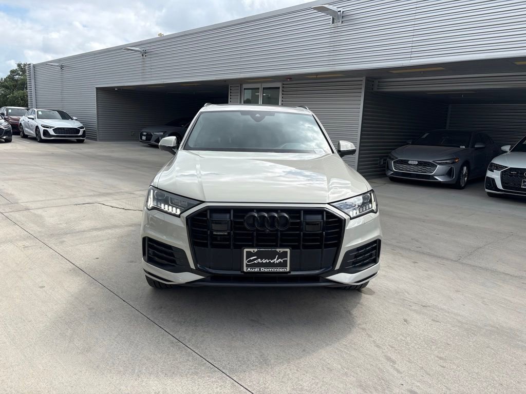 Used 2023 Audi Q7 2.0T Premium Plus w/ Premium Plus Package AWD/4WD image 7