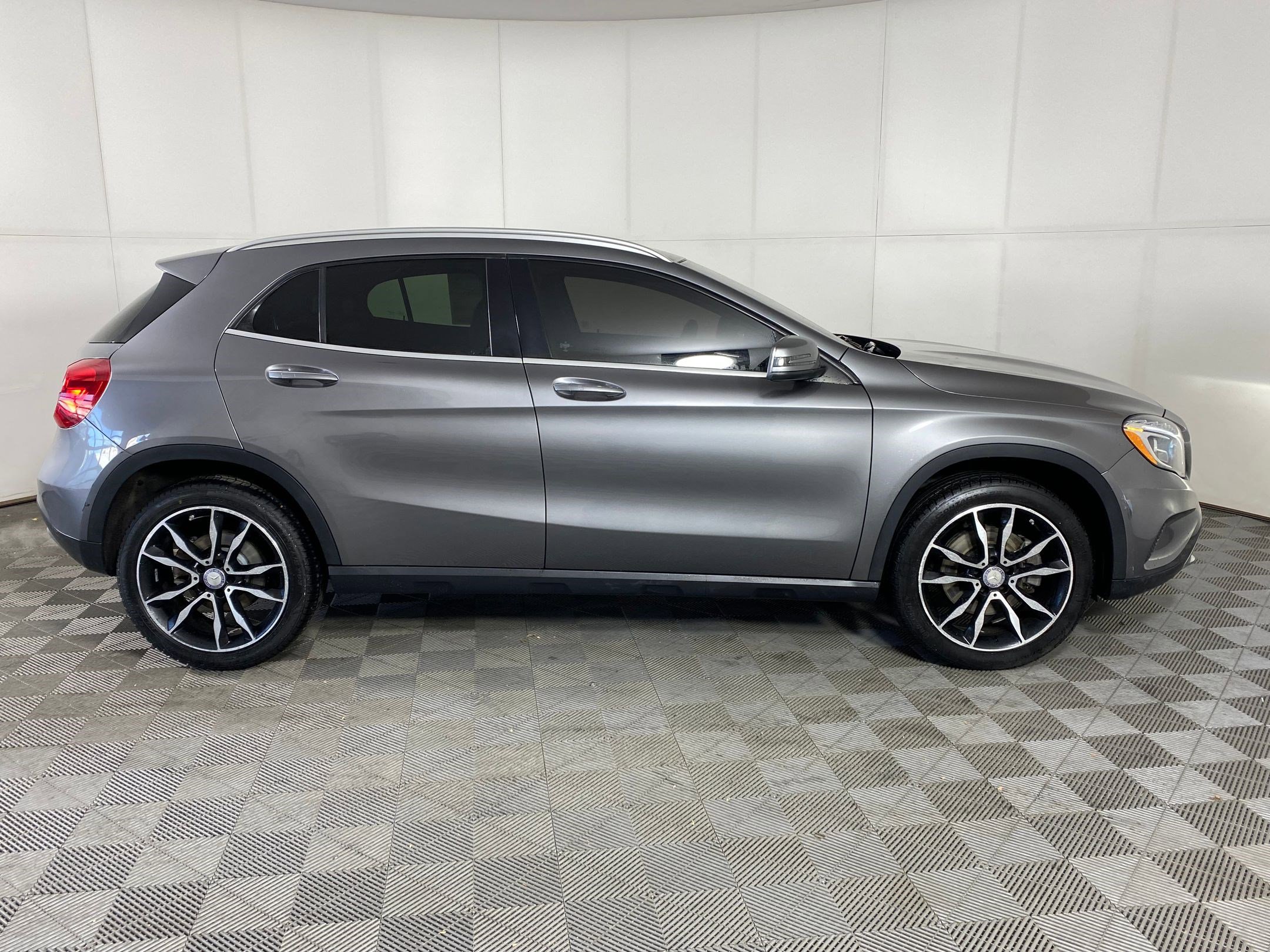 Certified 2017 Mercedes-Benz GLA 250 image 7