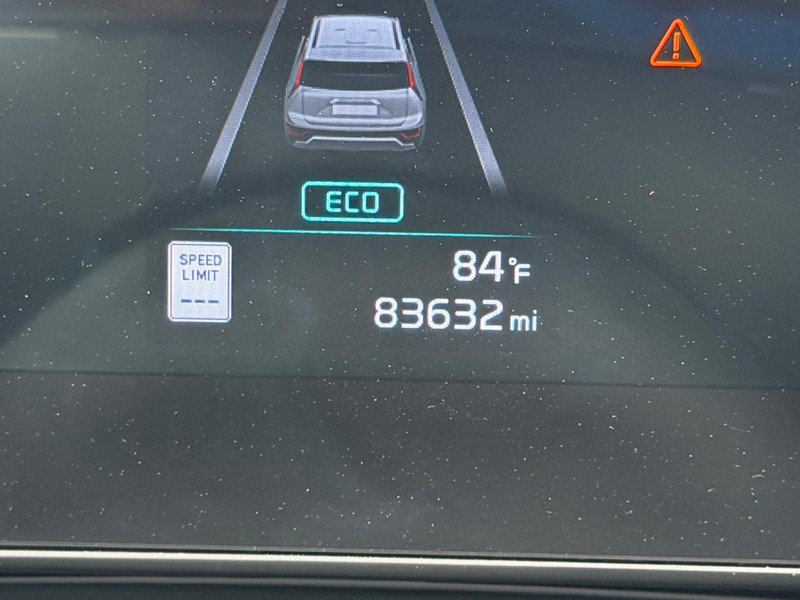 Used 2023 Kia Niro EX FWD image 19