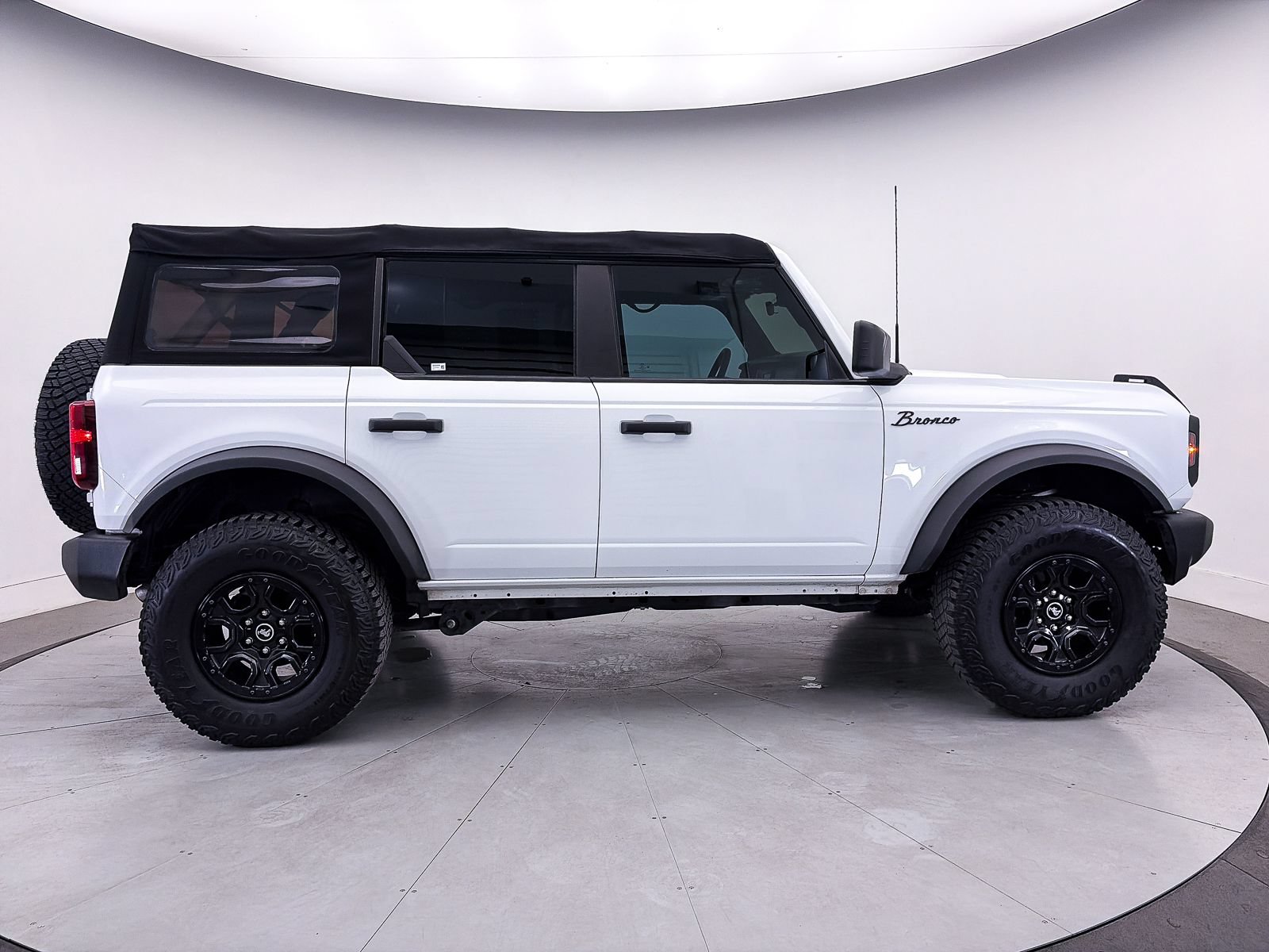 Used 2023 Ford Bronco 4-Door w/ Sasquatch Package AWD/4WD image 39