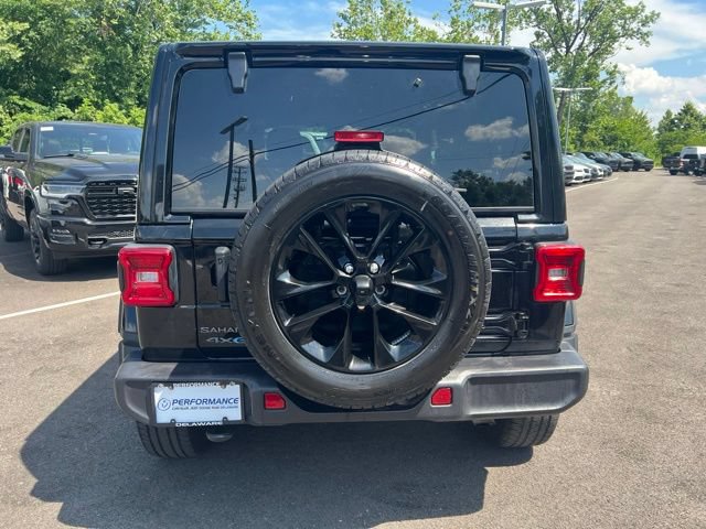 Used 2025 Jeep Wrangler Unlimited Sahara AWD/4WD image 31