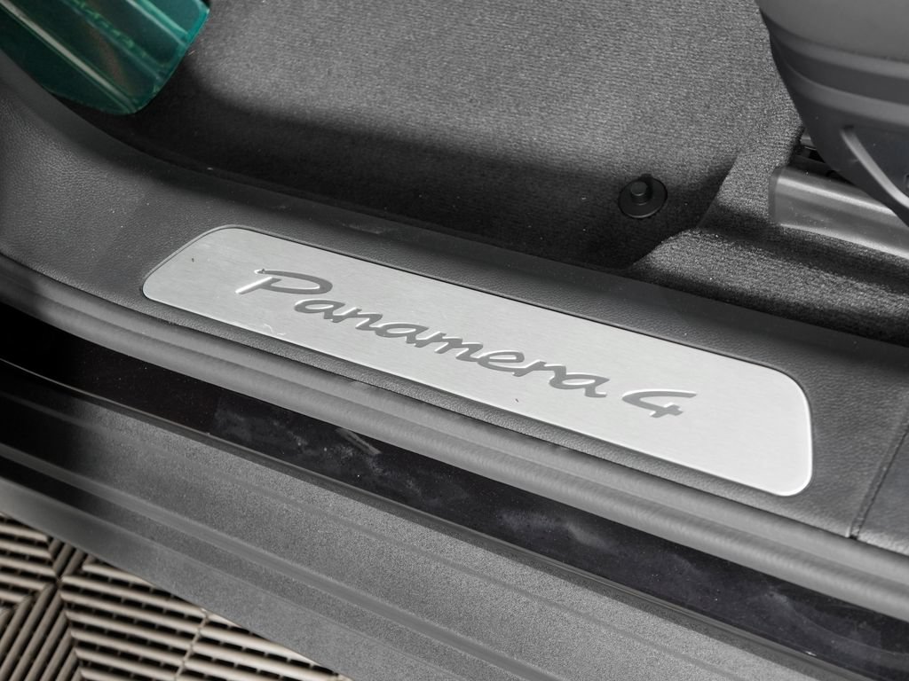 New 2026 Porsche Panamera 4 AWD/4WD image 18