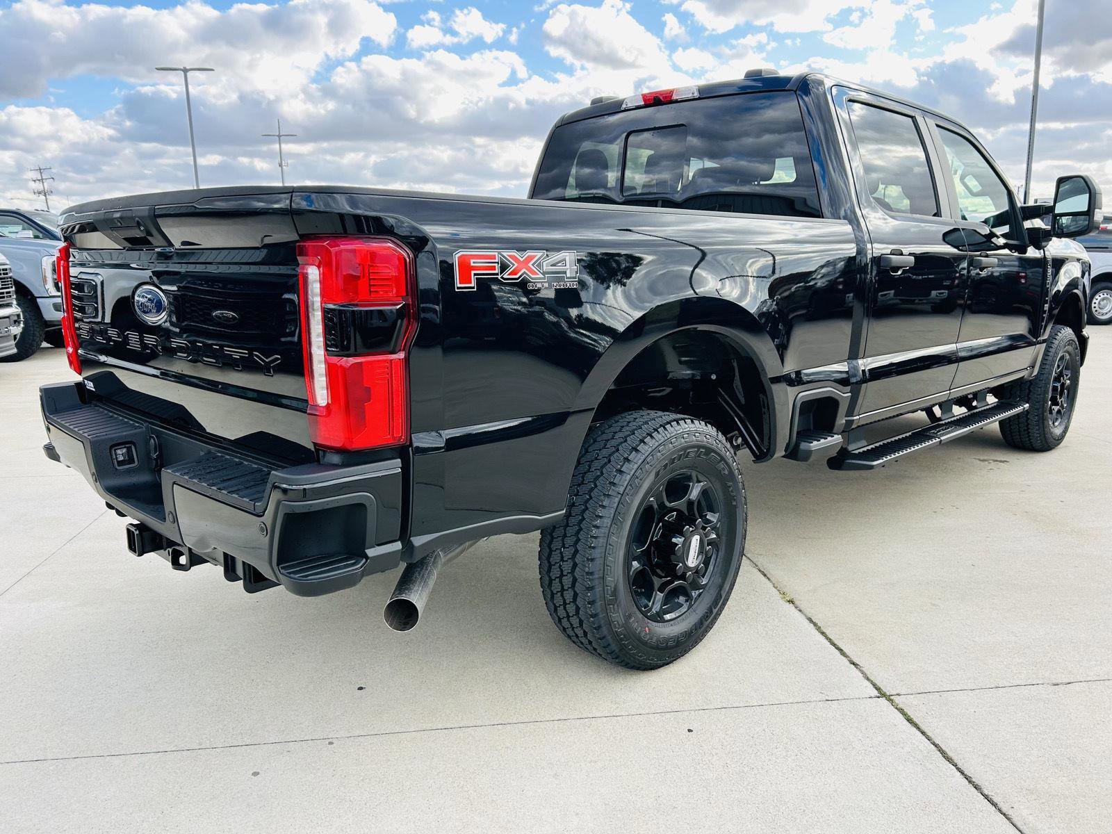 New 2026 Ford F250 XL w/ STX Appearance Package image 38