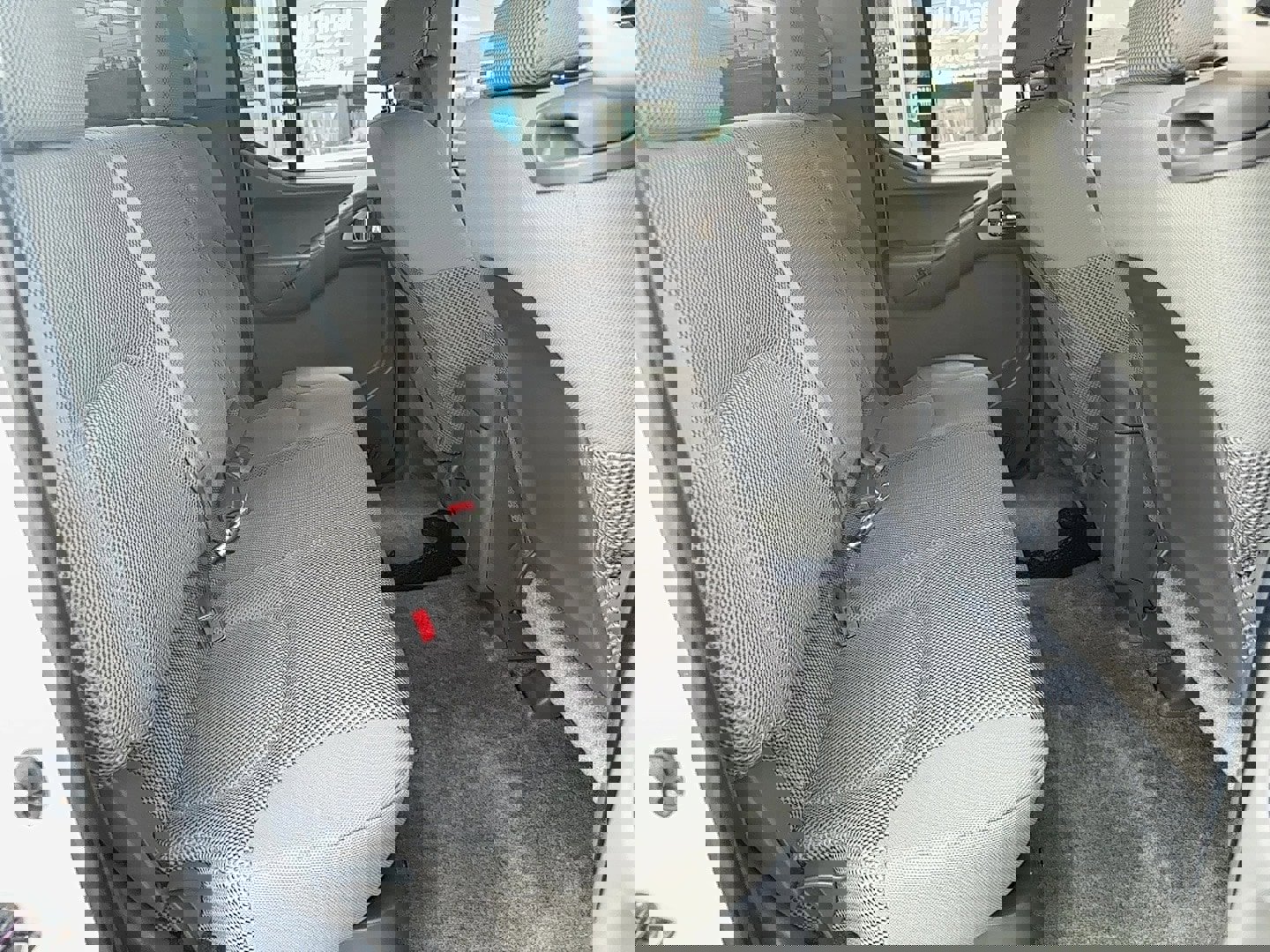 Used 2013 Nissan Frontier SV w/ SV Value Truck Pkg image 19