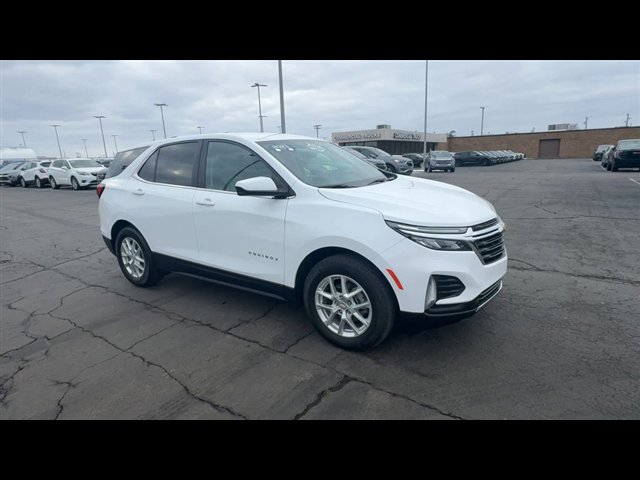 Certified 2023 Chevrolet Equinox LT image 2