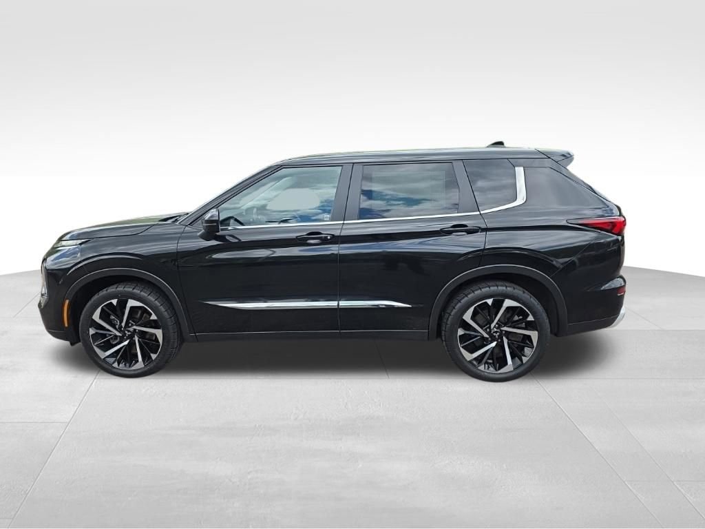 Used 2022 Mitsubishi Outlander SE AWD/4WD image 7