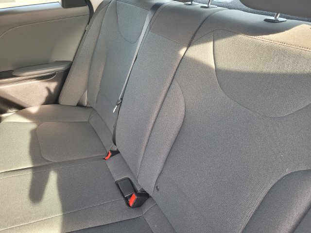 Used 2025 Kia K4 FWD image 15