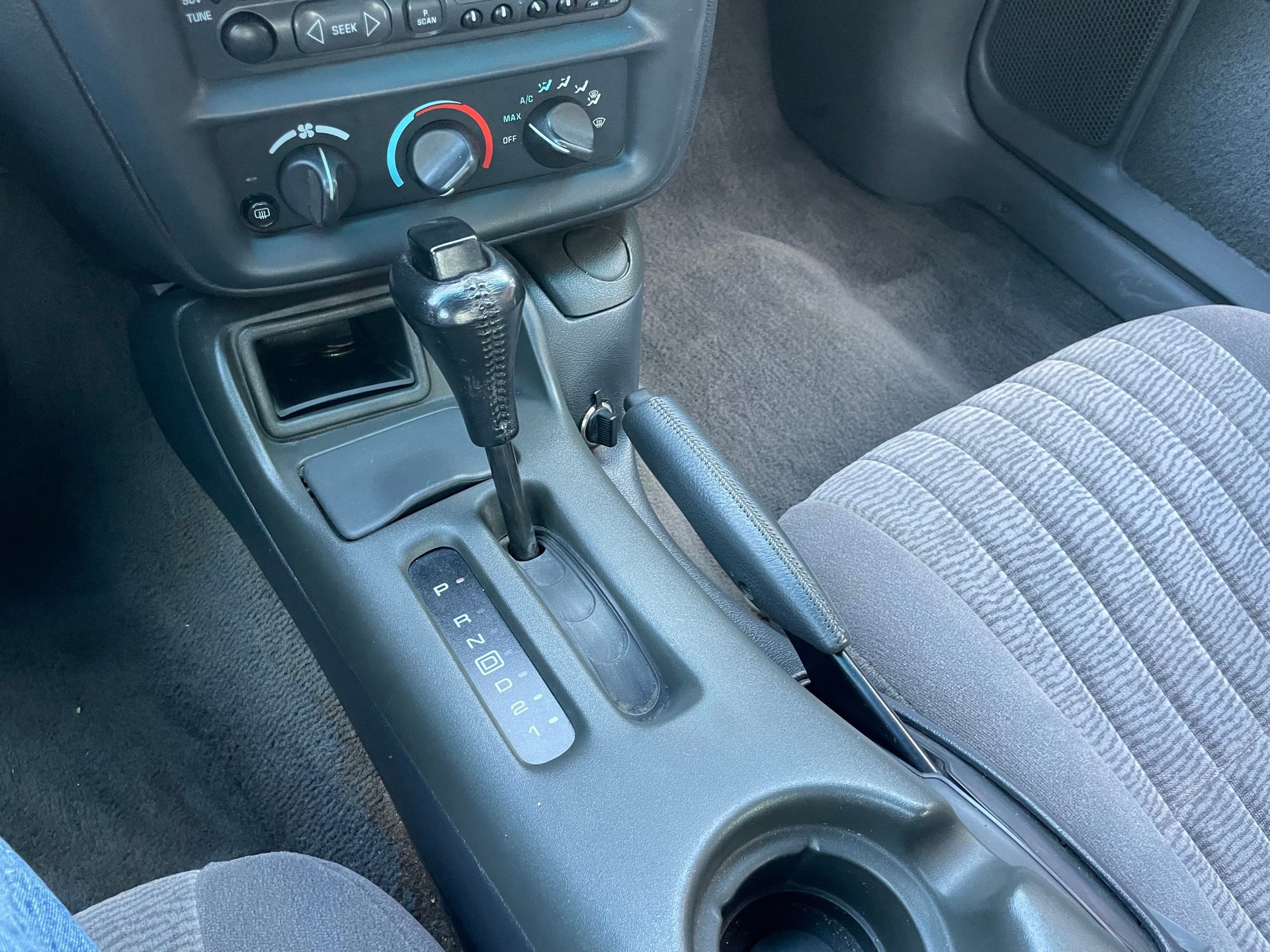 Used 1997 Chevrolet Camaro Z28 image 10