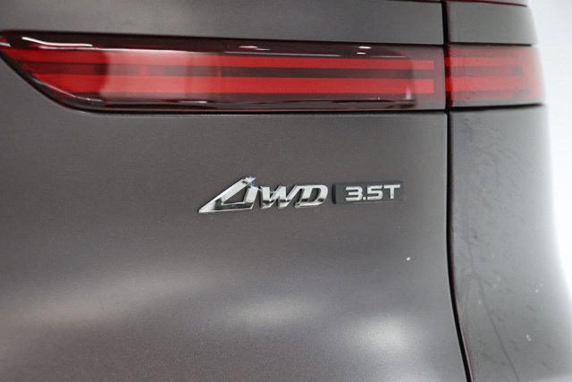 Used 2023 Genesis GV70 3.5T Sport w/ Sport Advanced Package AWD/4WD image 13