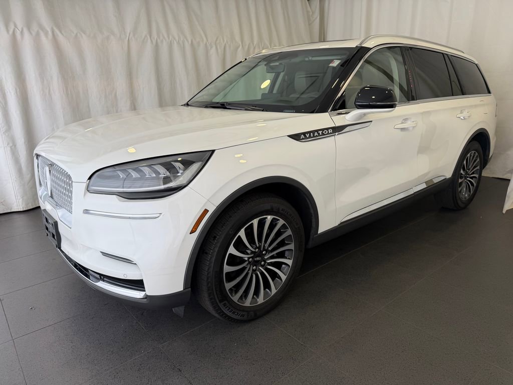 Used 2023 Lincoln Aviator AWD w/ Premium Package image 1