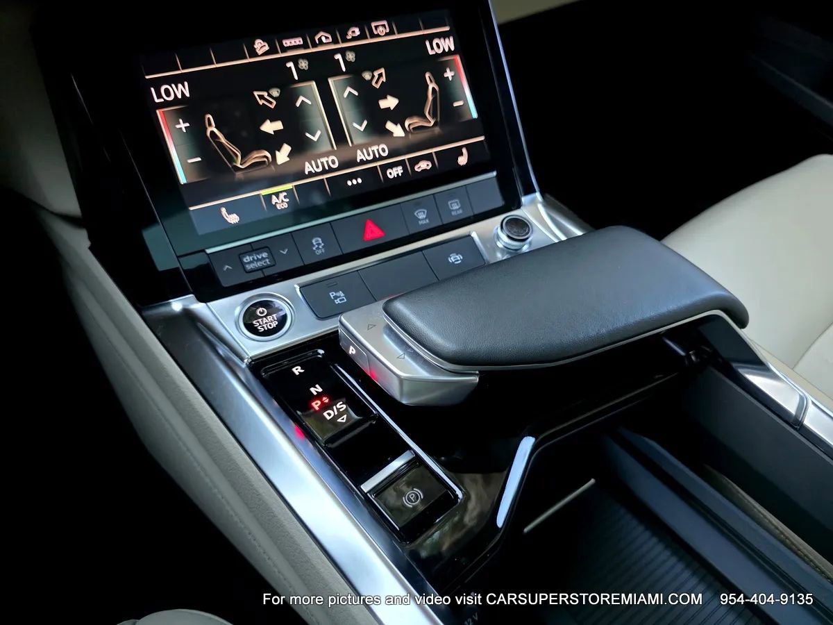 Used 2021 Audi e-tron Premium w/ Convenience Plus Package image 55