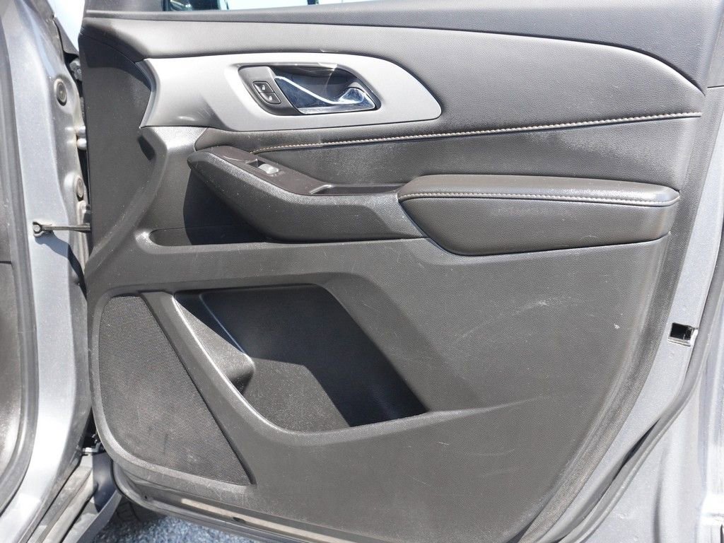 Used 2020 Chevrolet Traverse LT AWD/4WD image 21
