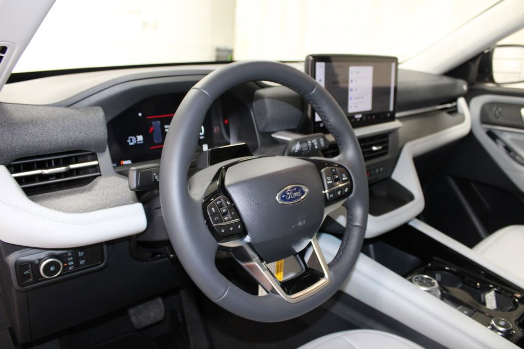 New 2026 Ford Explorer Platinum AWD/4WD image 17