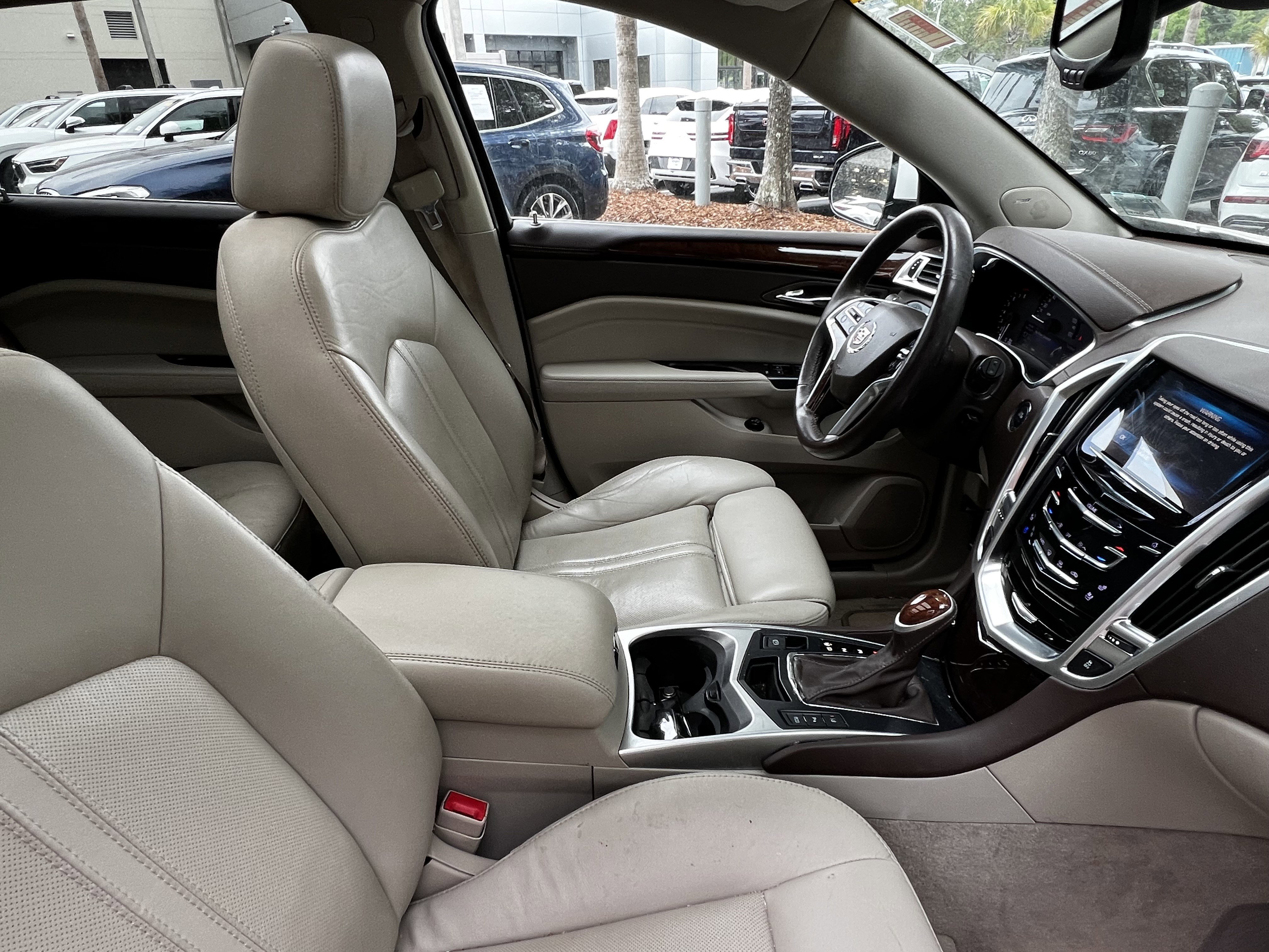 Used 2016 Cadillac SRX Premium AWD/4WD image 44