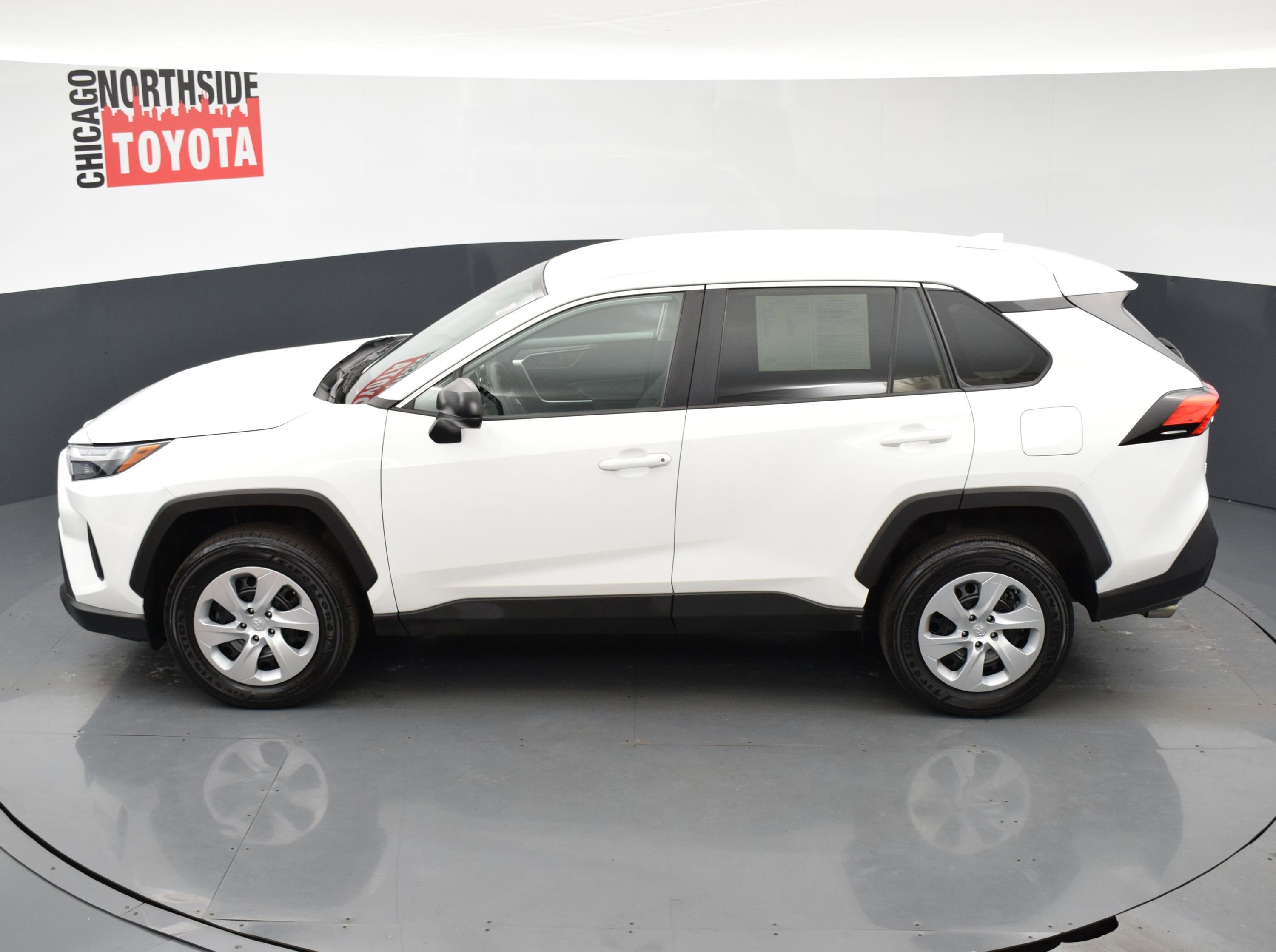 Used 2024 Toyota RAV4 LE image 17