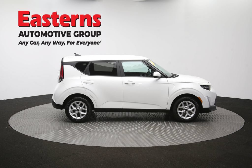 Used 2024 Kia Soul LX w/ Option Group 015 FWD image 44